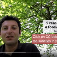 Vídeo de Luca en 6 idiomas con 5 razones para aprender idiomas