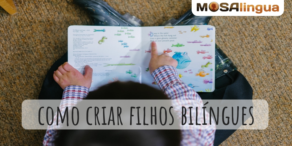 educacao-bilingue-os-metodos-e-a-minha-experiencia-criando-meu-filho-video-mosalingua